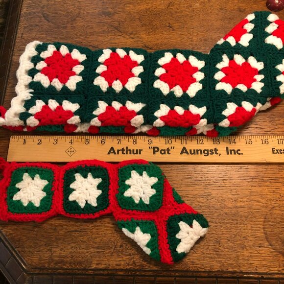 Crocheted Granny Square Christmas Stockings Dad Mom Baby MCM - Picture 6 of 6